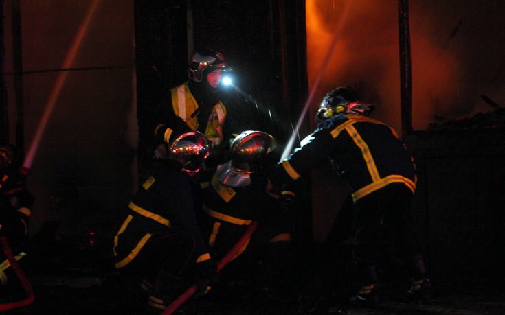 Κατασβέστηκε η φωτιά σε ξενοδοχείο στο Λόγγο Αιγίου