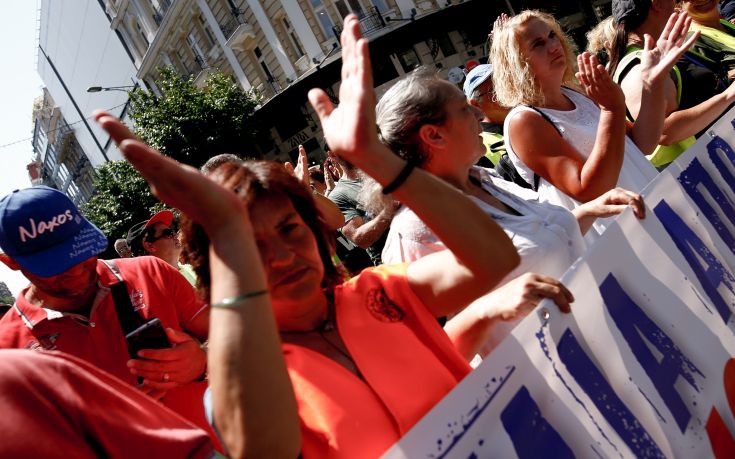 Κλιμακώνονται οι κινητοποιήσεις των συμβασιούχων στη Θεσσαλονίκη