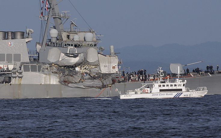 Φωτογραφίες από τη σύγκρουση πλοίων στην Ιαπωνία