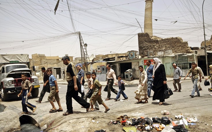 Χιλιάδες άμαχοι εγκαταλείπουν την πόλη Ταλ Αφάρ του Ιράκ