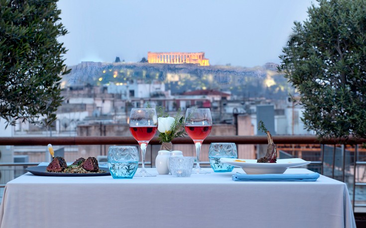 Μια μοναδική εμπειρία γεύσεων στο rooftop του ξενοδοχείου Melia Athens