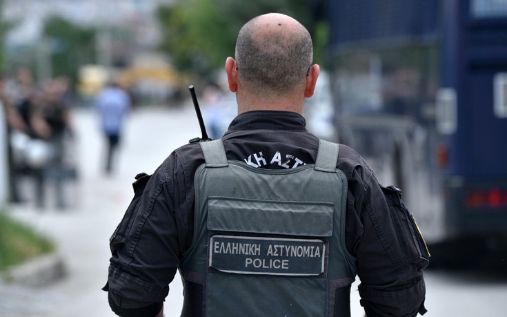 Σε επαγρύπνηση οι ελληνικές αρχές υπό τον φόβο τρομοκρατικού χτυπήματος