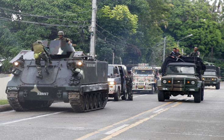 Νεκροί από κυβερνητικά πυρά δέκα στρατιώτες στις Φιλιππίνες