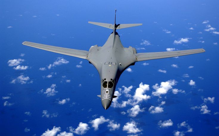 Αμερικανικά βομβαρδιστικά πέταξαν πάνω από την κορεατική χερσόνησο