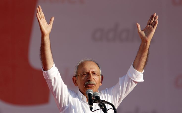 «Θα ρίξουμε τα τείχη του φόβου» δεσμεύτηκε ο πολιτικός αντίπαλος του Ερντογάν