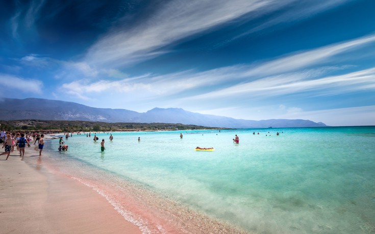 Δύο ελληνικές παραλίες ανάμεσα στις 50 καλύτερες του κόσμου για το 2019