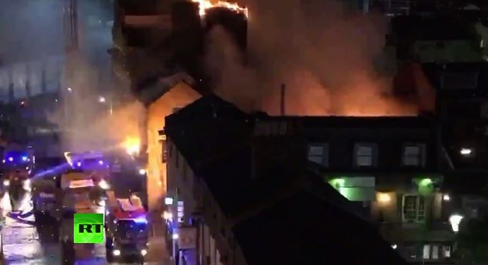 Πυρκαγιά σε κτίριο στο Λονδίνο