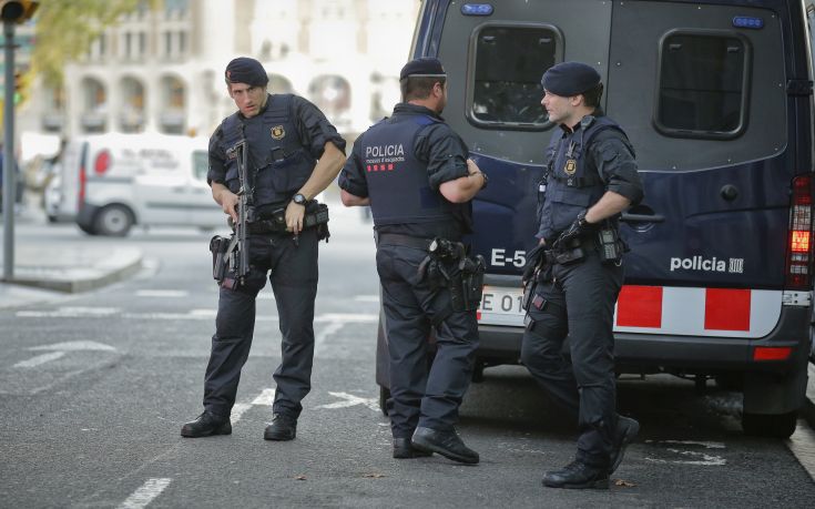 Κάμερα διαχείρισης κυκλοφορίας κατέγραψε το όχημα της επίθεσης στη Βαρκελώνη