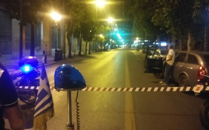 Αναστάτωση στο κέντρο της Αθήνας από τηλεφώνημα για βόμβα
