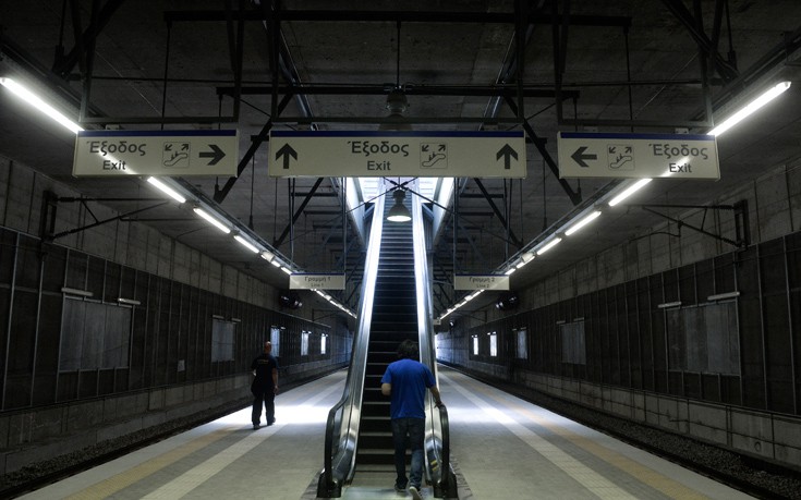 Εγκαινιάσθηκαν οι νέοι σιδηροδρομικοί σταθμοί Αθηνών και Ζεφυρίου