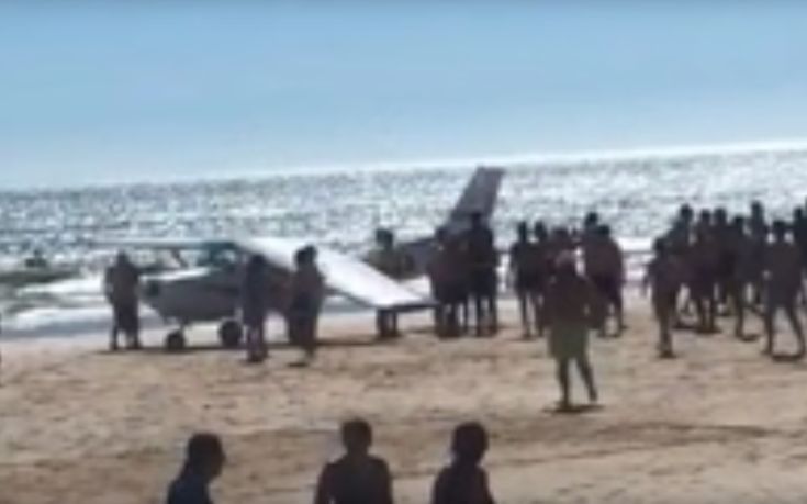 Δύο νεκροί από προσγείωση αεροσκάφους σε παραλία