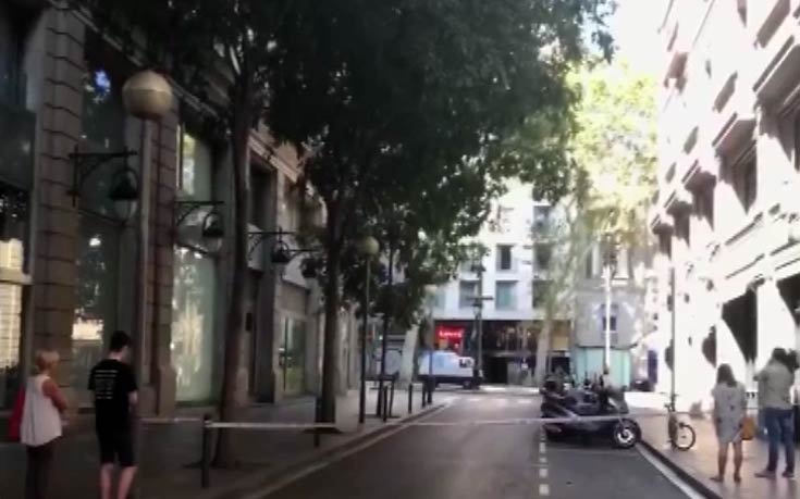 Δυο ένοπλοι εισέβαλαν σε εστιατόριο στη Βαρκελώνη