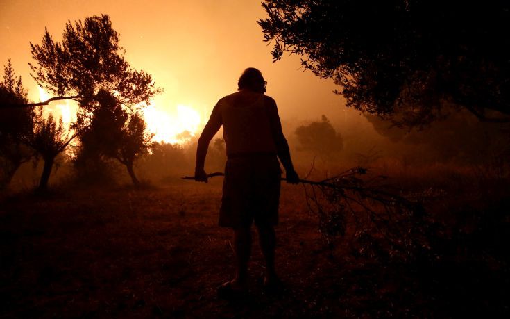 Για εμπρησμό από πρόθεση κατηγορούνται τρεις νεαροί