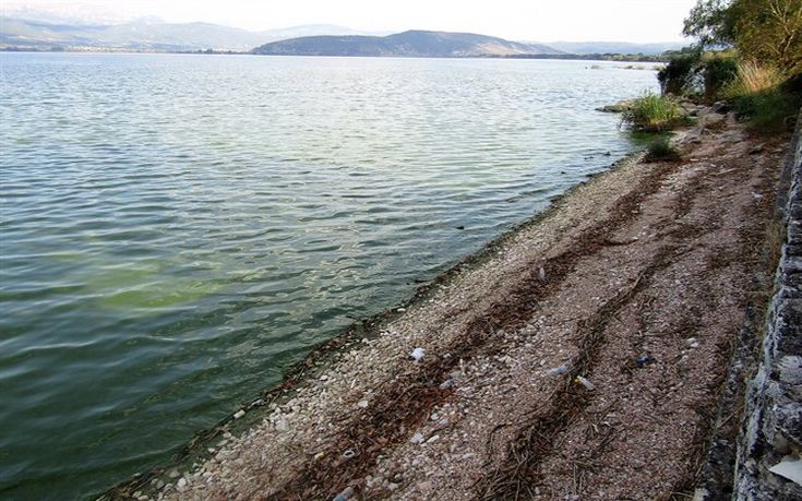 «Στέγνωσε» η λίμνη των Ιωαννίνων