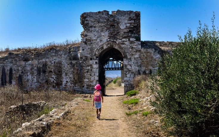 ΚΑΣΤΡΟ ΜΕΘΩΝΗΣ