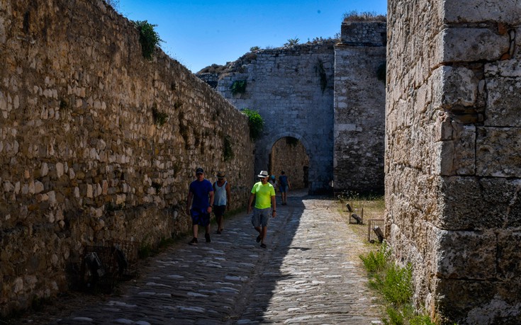 ΚΑΣΤΡΟ ΜΕΘΩΝΗΣ