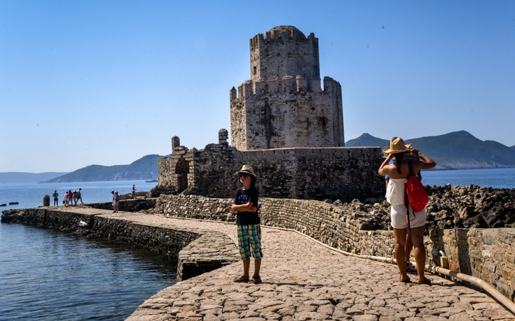 ΚΑΣΤΡΟ ΜΕΘΩΝΗΣ