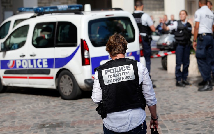 Συνελήφθη ύποπτος για την επίθεση σε στρατιώτες στο Παρίσι