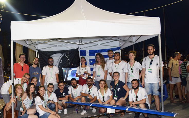 Ομάδα Ελλήνων φοιτητών στον παγκόσμιο φοιτητικό διαγωνισμό αεροναυτικής