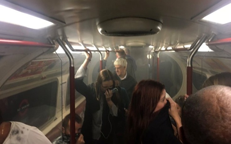 Συναγερμός στον Λονδίνο για φωτιά μέσα στο μετρό