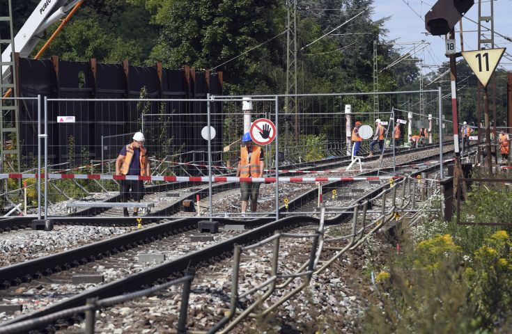 Τριάντα άνθρωποι τραυματίστηκαν από τη σύγκρουση τρένων στην Ελβετία