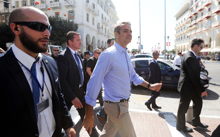 Βόλτα στη Θεσσαλονίκη έκανε ο πρόεδρος της ΝΔ