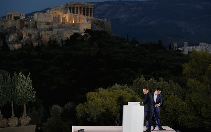 «Ο Μακρόν καλεί σε ευρωπαϊκές επενδύσεις στην Ελλάδα»