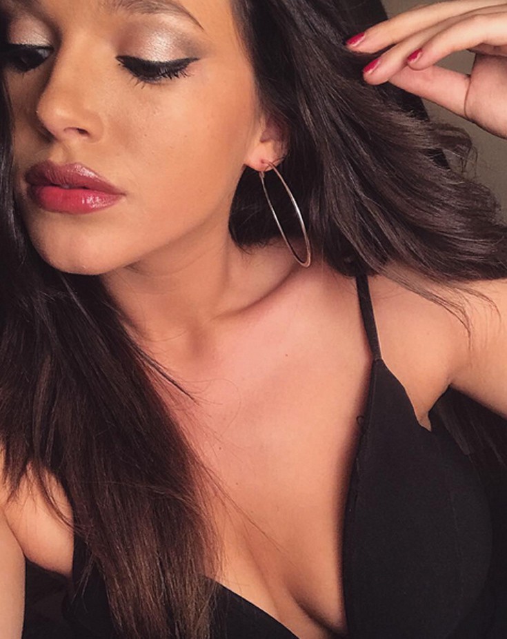 taniabreazou5