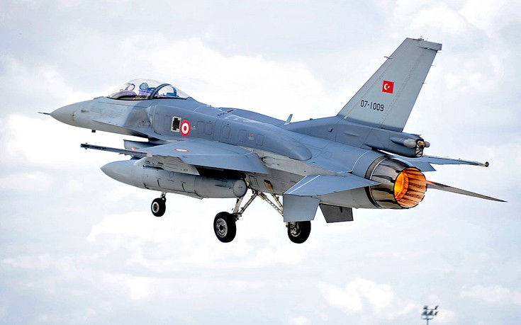 Συνελήφθη ο πιλότος του F-16 που προστάτευε το αεροπλάνο του Ερντογάν στο πραξικόπημα