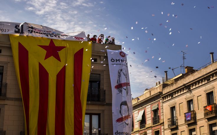 Bild: Ματωμένη Κυριακή στην Βαρκελώνη