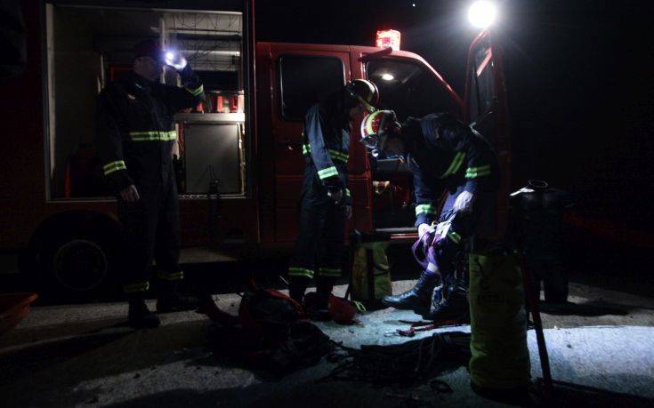 Νεκροί δύο ηλικιωμένοι μετά από φωτιά σε διαμέρισμα στην πλατεία Αττικής