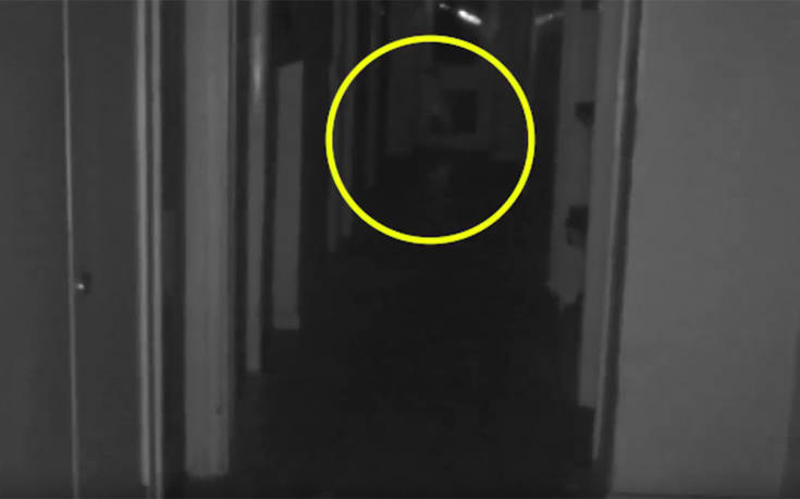 «Παιδικό φάντασμα» εμφανίζεται ξαφνικά σε διάδρομο εγκαταλειμμένου κτιρίου