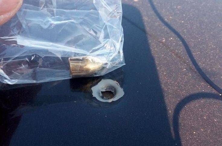 Αδέσποτη σφαίρα τρύπησε οροφή αυτοκινήτου στα Χανιά