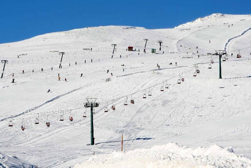 Μετά από 21 συνεχόμενες ημέρες ολικού παγετού η θερμοκρασία στο χιονοδρομικό του Καϊμακτσαλάν ξεπέρασε τους 0 βαθμούς