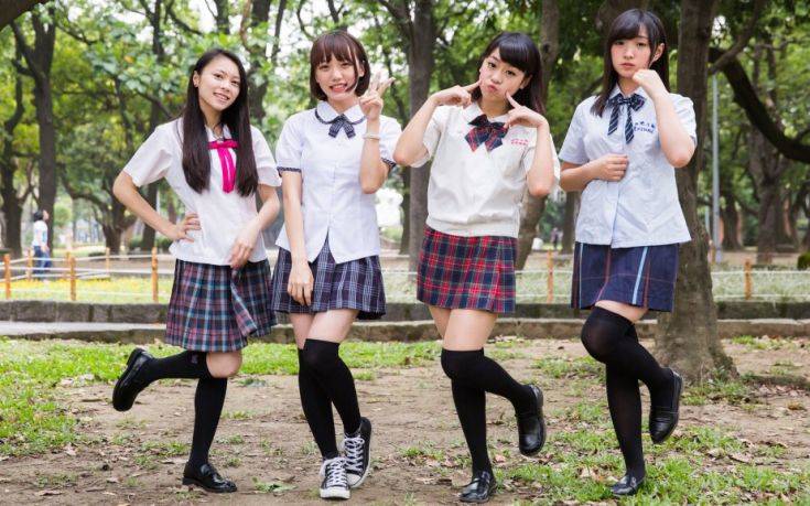 Δημόσιο σχολείο στο Τόκιο επιβάλει στους μαθητές να φορούν στολές… Αρμάνι