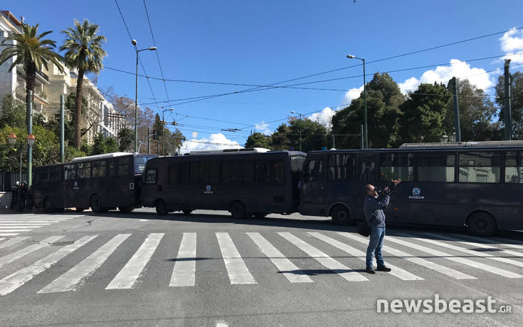 Κλειστοί δρόμοι στο κέντρο της Αθήνας λόγω κινητοποιήσεων