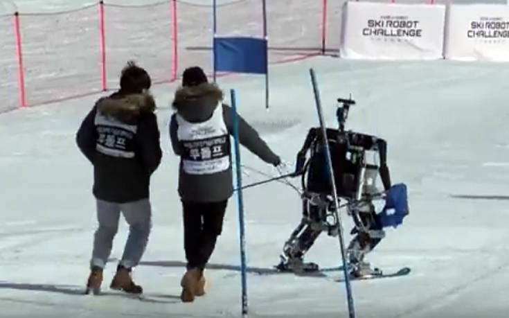 Ρομπότ συναγωνίζονται στο σκι στους δικούς τους Ολυμπιακούς Αγώνες