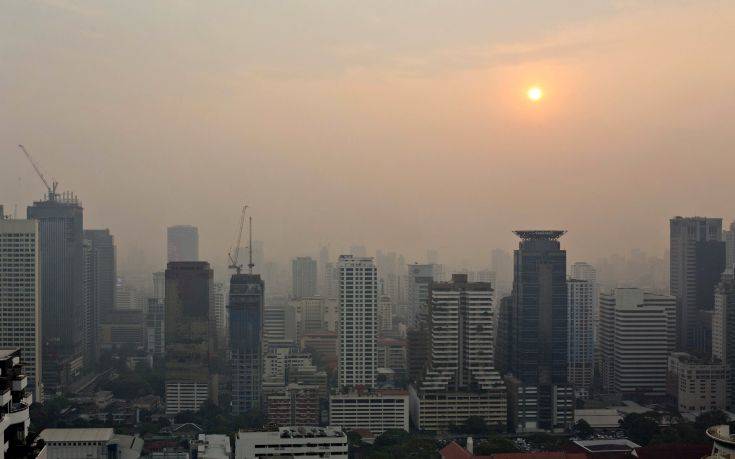 Κλειστά σχολεία λόγω της ατμοσφαιρικής ρύπανσης στην Μπανγκόκ