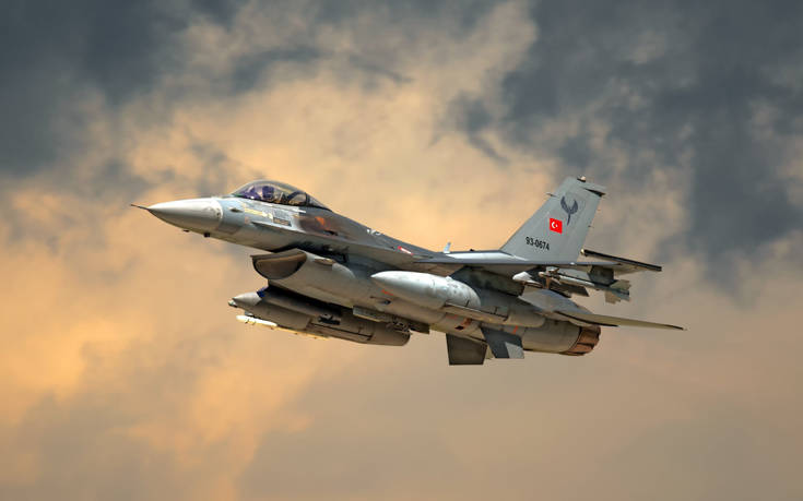 Τουρκικά μαχητικά σε νυχτερινή αερομαχία στη Λέσβο