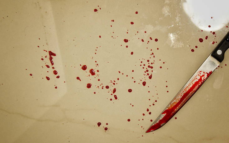 Σοκ στα Καμίνια: Γρίφος οι λόγοι που η 14χρονη μαχαίρωσε την μητέρα της