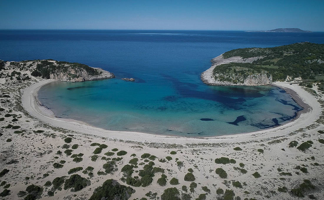 Μία από τις ωραιότερες παραλίες της Μεσογείου είναι στη Μεσσηνία