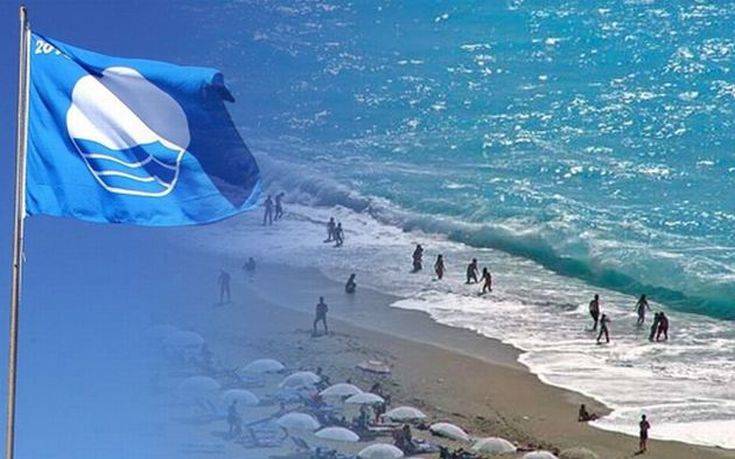 Οι 38 παραλίες που χάνουν τις «Γαλάζιες Σημαίες» τους