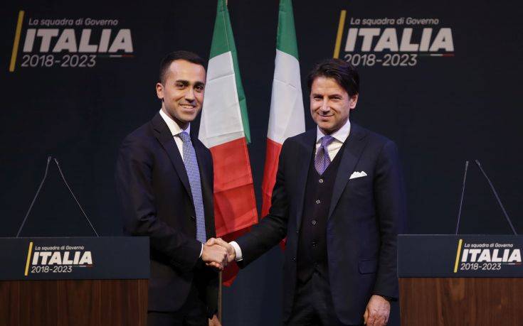 Ο Ντι Μάιο αποκάλυψε το όνομα του νέου πρωθυπουργού της Ιταλίας
