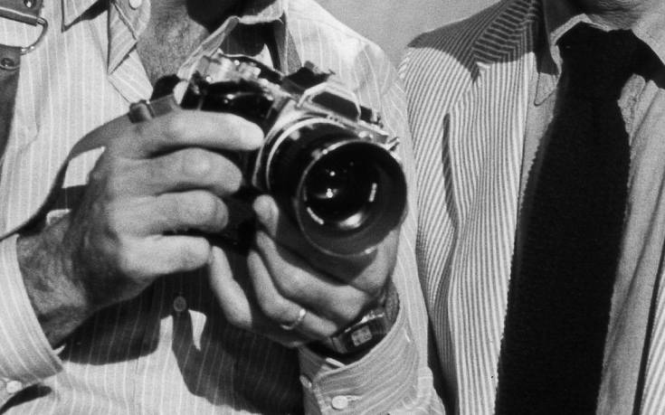 Πέθανε ο Ντέιβιντ Γκόλντμπλατ, ο φωτογράφος που κατήγγειλε το απαρτχάιντ