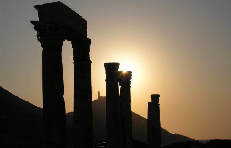 Ποια αρχαία ελληνική πόλη βγαίνει για αγορά στα τουρκικά παράλια