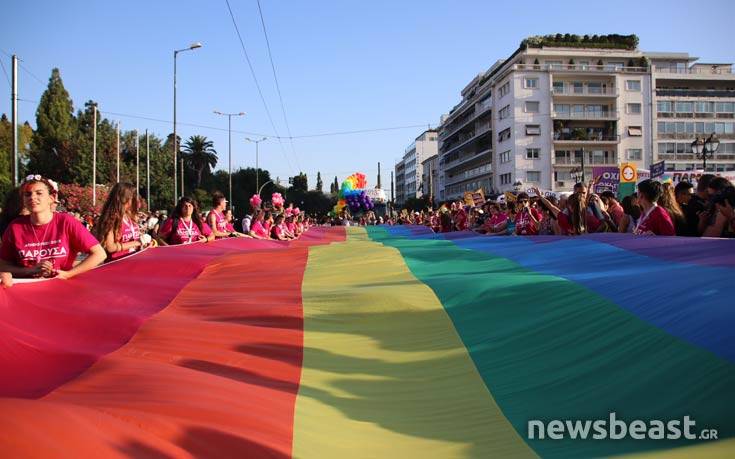 Ξεκίνησε η παρέλαση του Athens Pride 2018