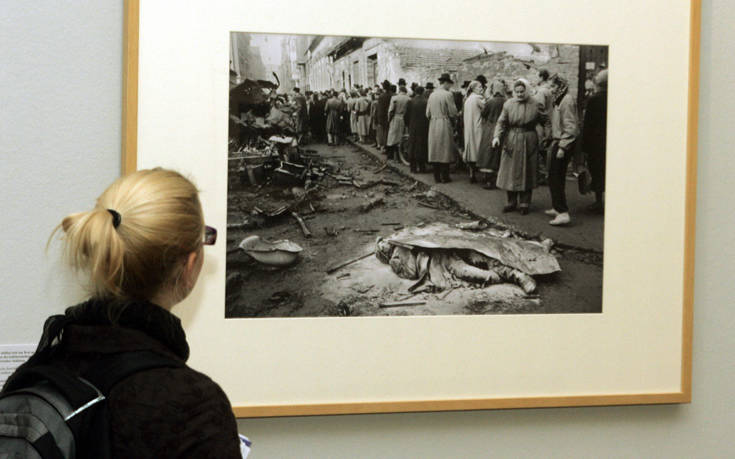 Ο φωτογράφος που αποτύπωσε την ουγγρική εξέγερση του 1956