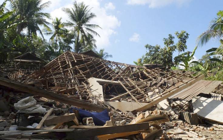 Στους 91 οι νεκροί από τον ισχυρό σεισμό των 6,9 Ρίχτερ σε Λομπόκ και Μπαλί