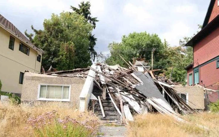 Το κατεστραμμένο σπίτι που πωλείται προς 3 εκατομμύρια δολάρια