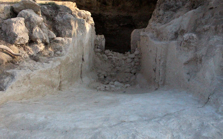 Ασύλητος θαλαμοειδής τάφος αποκαλύφθηκε στο μυκηναϊκό νεκροταφείο της Νεμέας